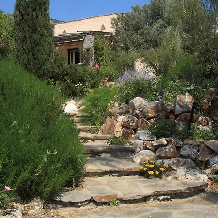 Landhuis To The Garden *
